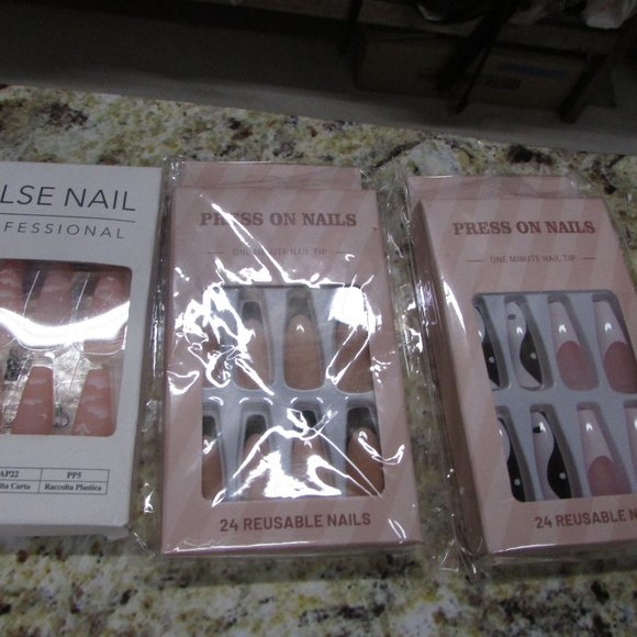 BUNDLE 3 packs Press on nails/False nail Professional - Picture 1 of 7